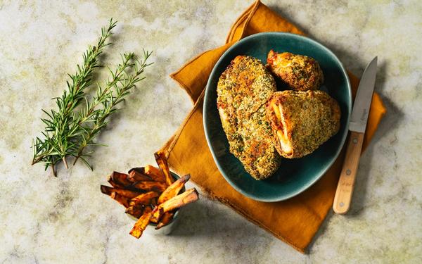 Cordon bleu au chorizo et fromage de brebis, panure aux herbes fraîches