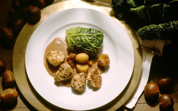Lapins avec chou de Savoie et châtaignes