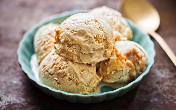 Glace au caramel au beurre salé
