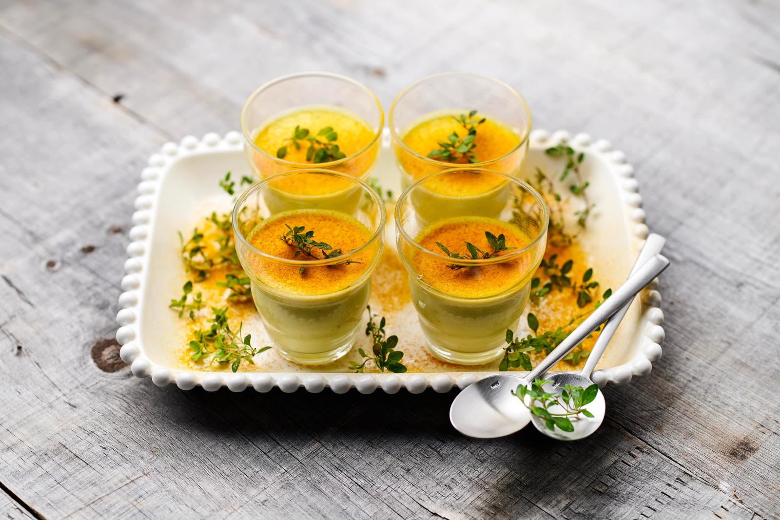 Panacotta au chèvre et curcuma