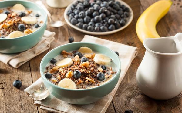 Porridge quinoa et noix