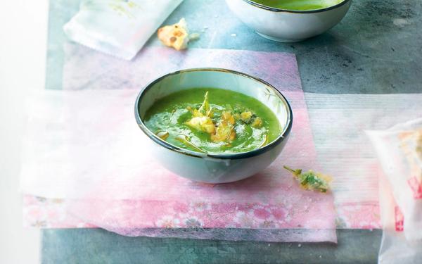 Velouté de coriandre aux tempuras
