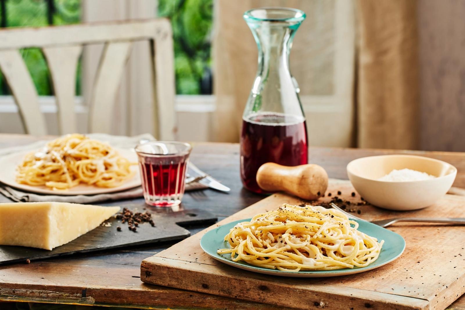 Spaghetti cacio e pepe