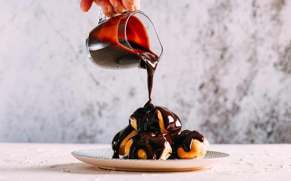 Recette profiteroles sauce chocolat gourmandes