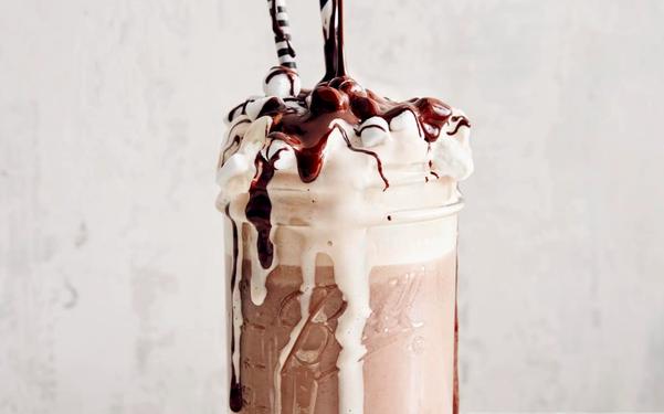 Recette du milkshake chocolat et guimauve
