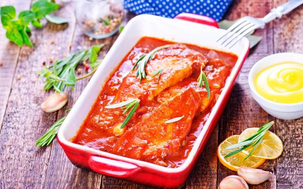 Recette filets de poisson gourmand sauce tomate et beurre de cacahuète