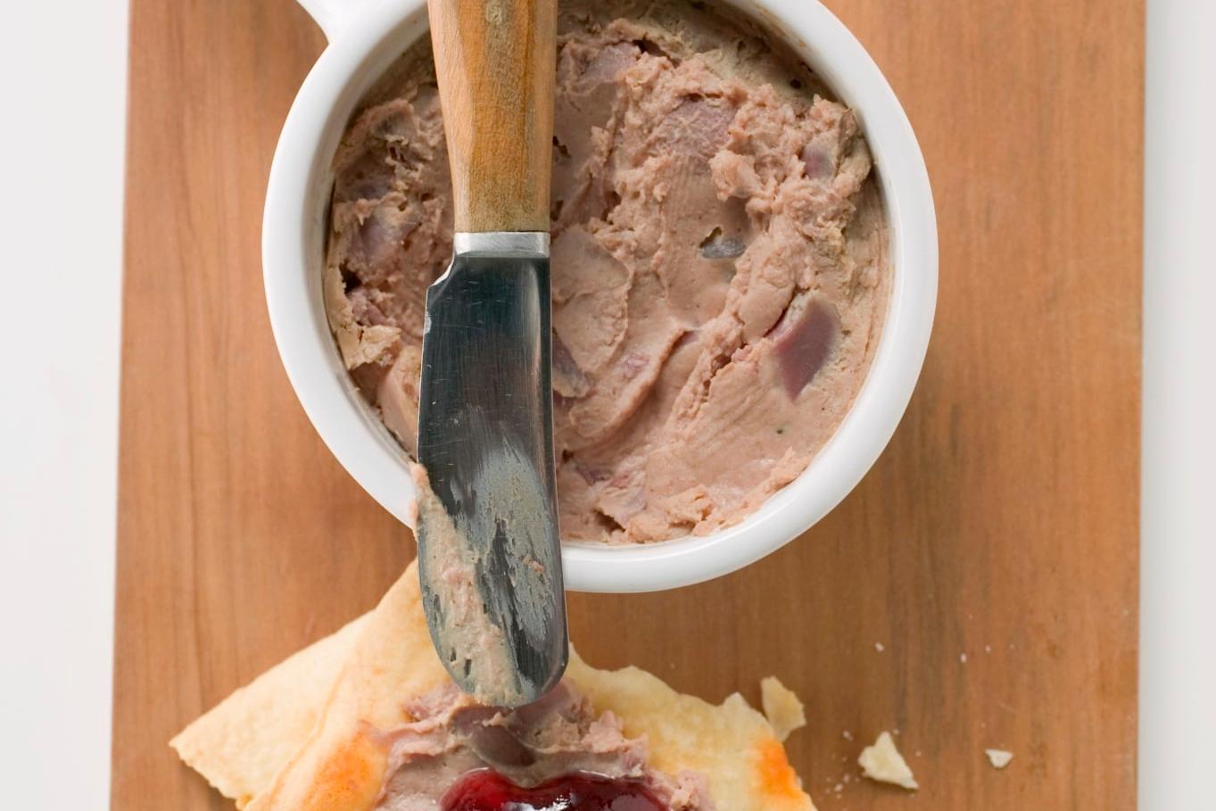 Rillettes de canard à la compote de cerises