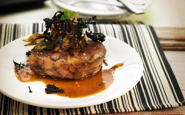 Osso-buco de veau aux artichauts et trompettes-de-la-mort