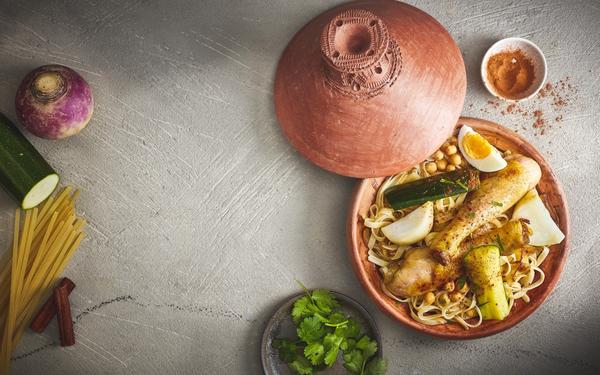 Rechta algérienne au poulet et légumes