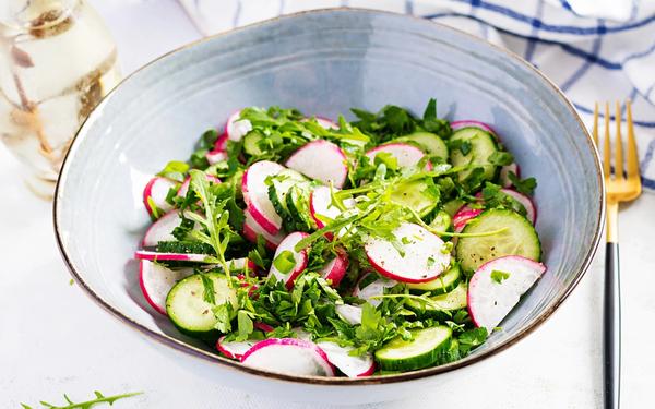 Recette salade végétarienne radis et concombre
