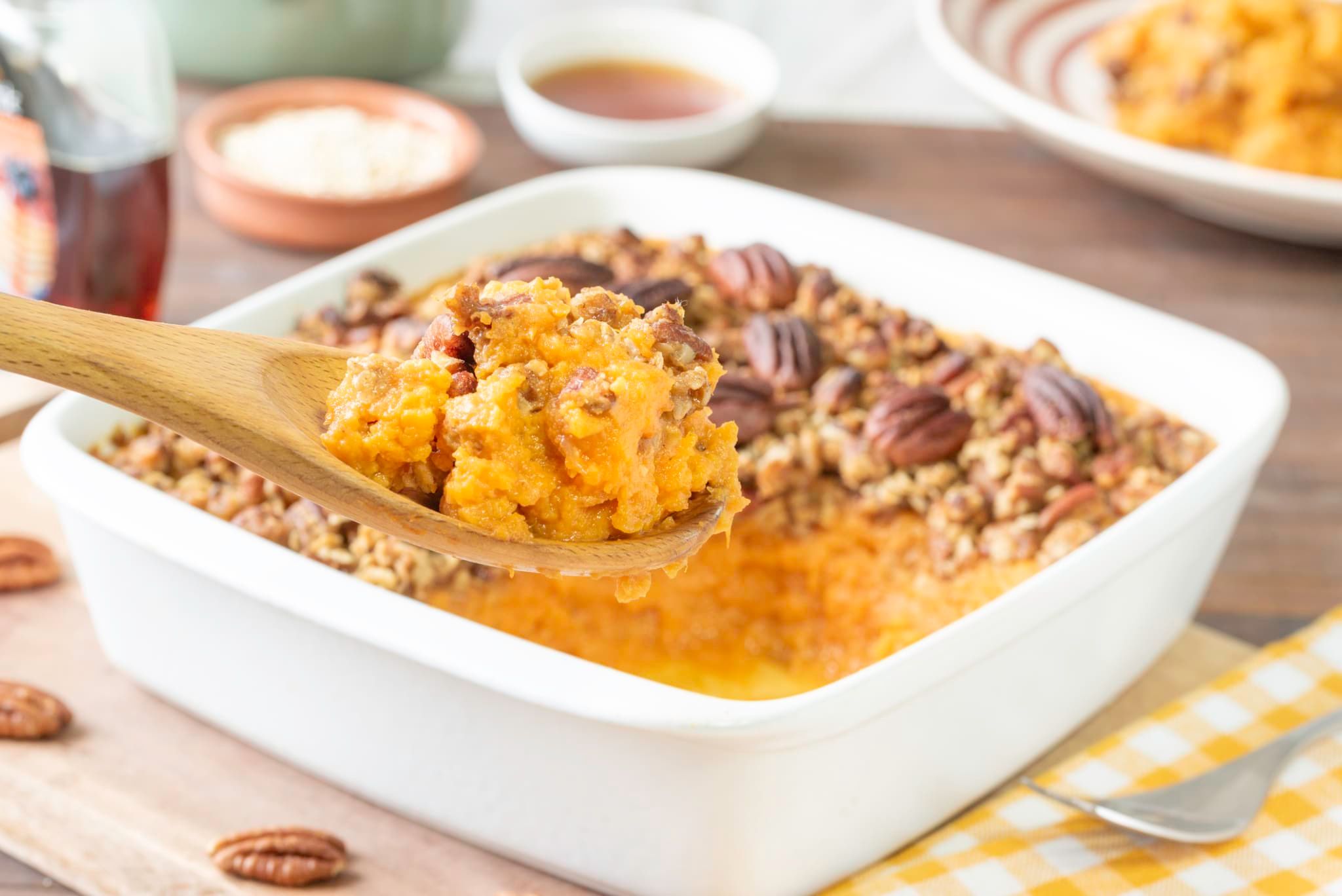 Purée de patates douces avec crumble de noix de pécan