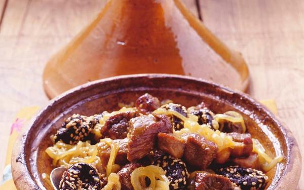 Tajine d'agneau aux pruneaux