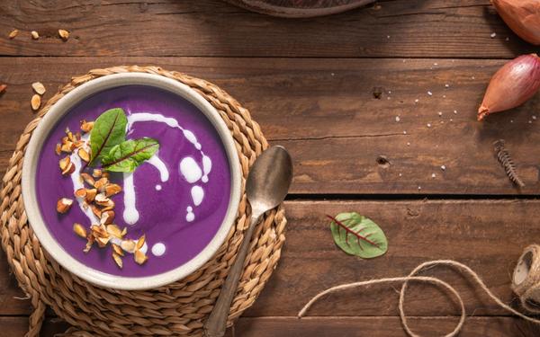 Soupe à la patate douce violette