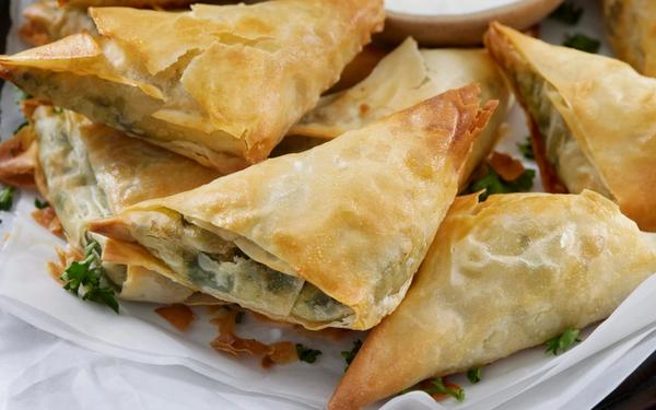 Spanakopita à la sauce tzatziki