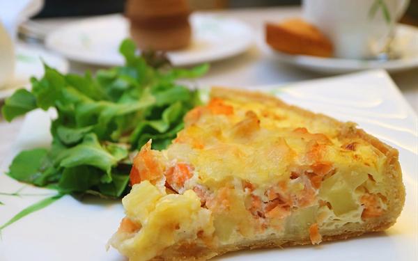 Quiche de saumon à l'oignon