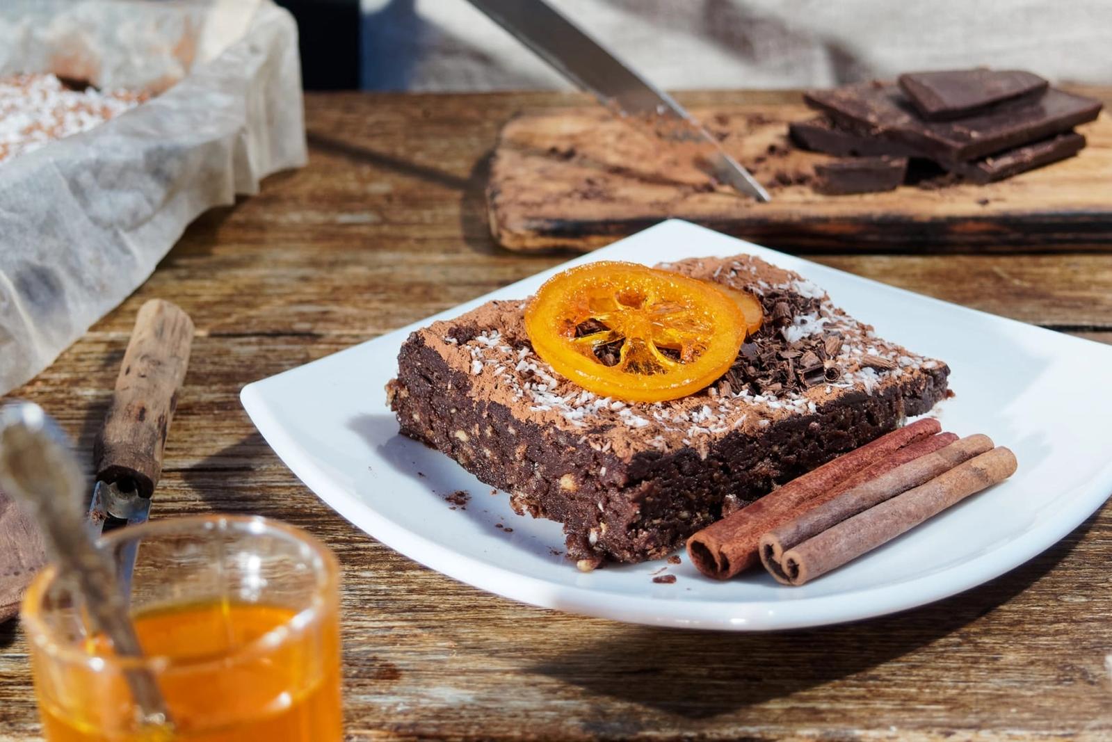 Gâteau au chocolat à la cannelle et au jus d'orange