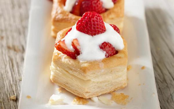 Recette feuilleté fraise à la crème fraiche