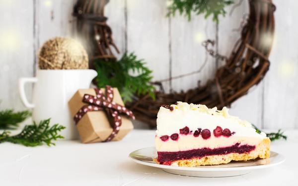 Gâteau au fromage de Noël à la canneberge
