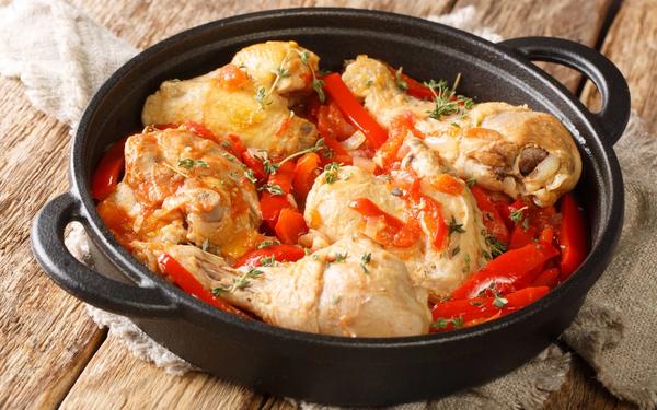 Recette de poulet à la basquaise au four