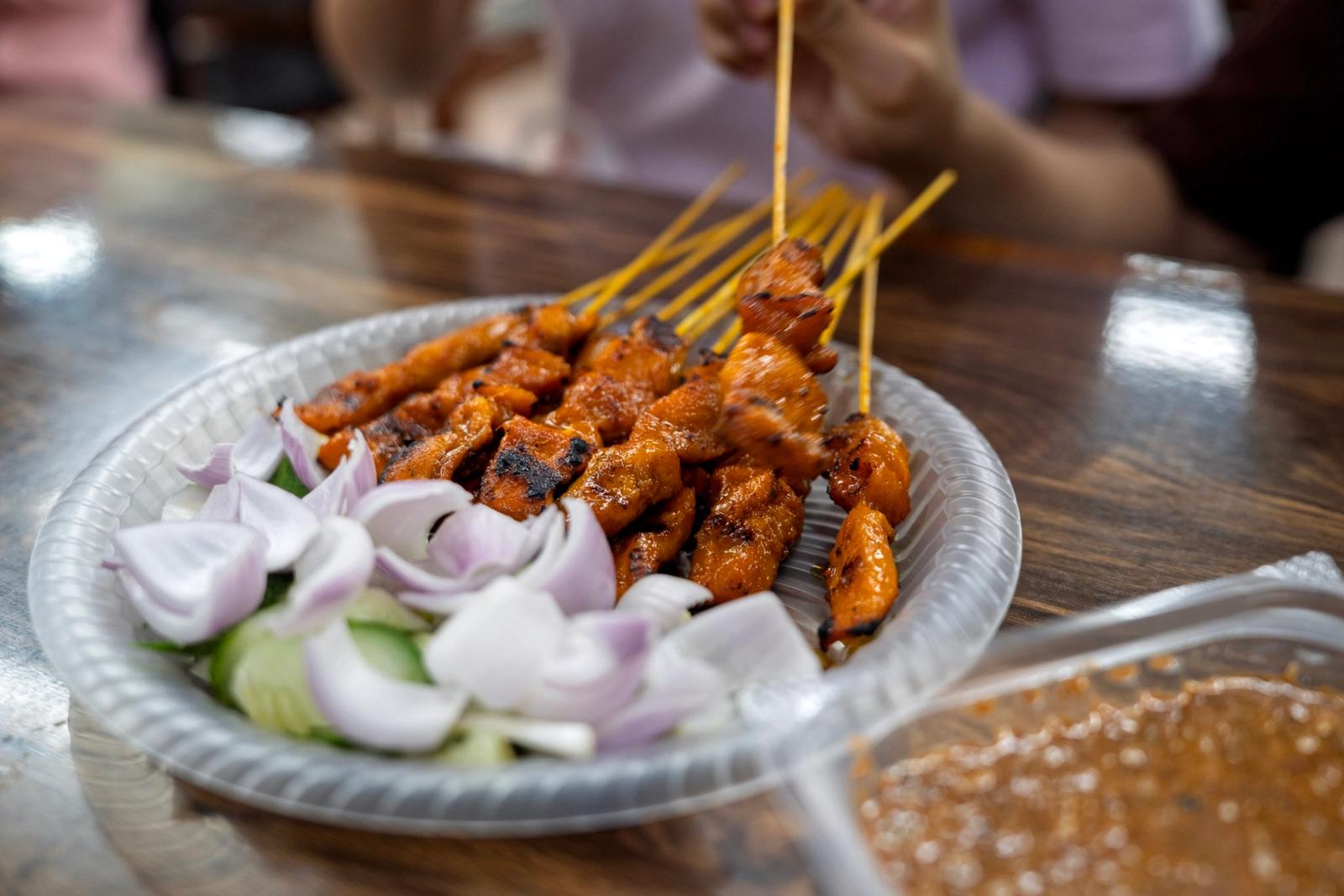 Brochettes de poulet satay
