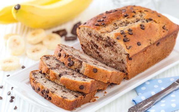 Pain de banane (banana bread) aux pépites de chocolat