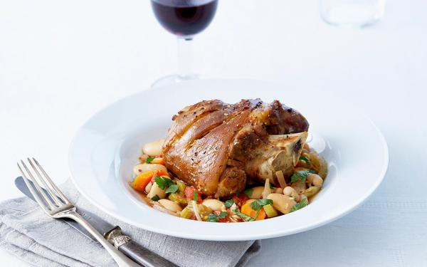 Souris d'agneau en minestrone de haricots