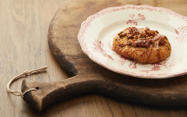 Cookie aux noix de pécan et caramel coulant