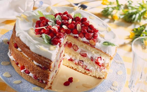 Gâteau à la crème aux fraises