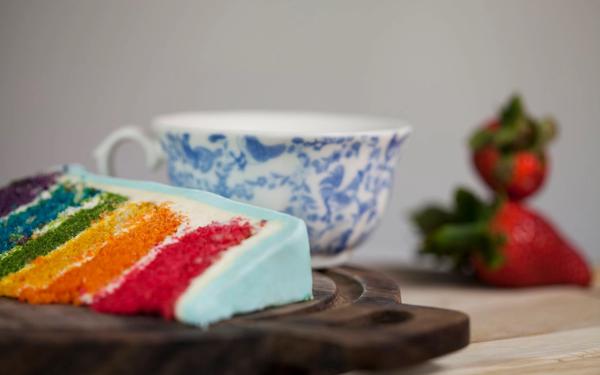 Gâteau d'arc-en-ciel (Rainbow cake)