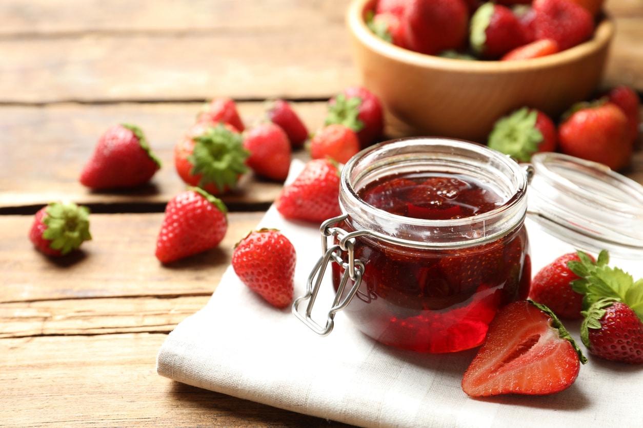 Recette de la gelée de fraises avec fruits entiers