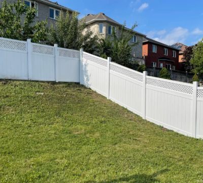 Cedar vs Vinyl Fence in Red Deer: Which One Lasts in Alberta?