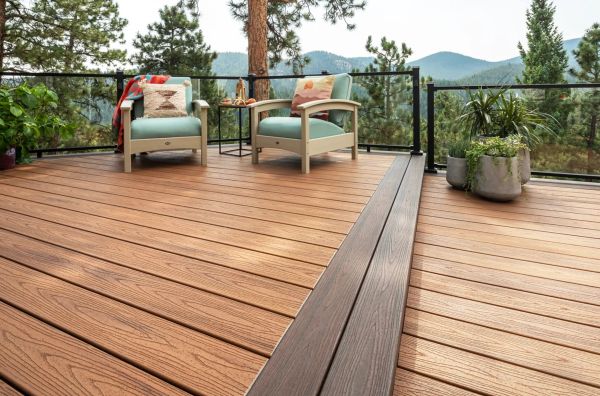 Deck Builders in Lacombe: Custom Decks, Fences, and Pergolas