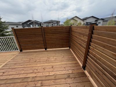 The Difference Between a Privacy Wall, a Louvred Screen, and a Privacy Screen: Which One Does Your Deck Need?