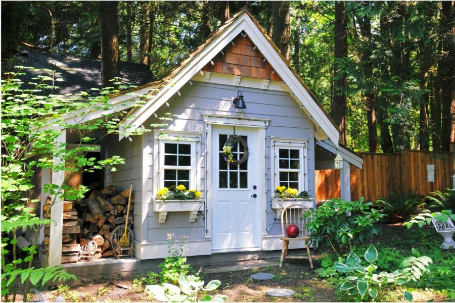 Backyard Studios and Home Offices in Red Deer - Green Ladder Contractors, Red Deer and Central Alberta