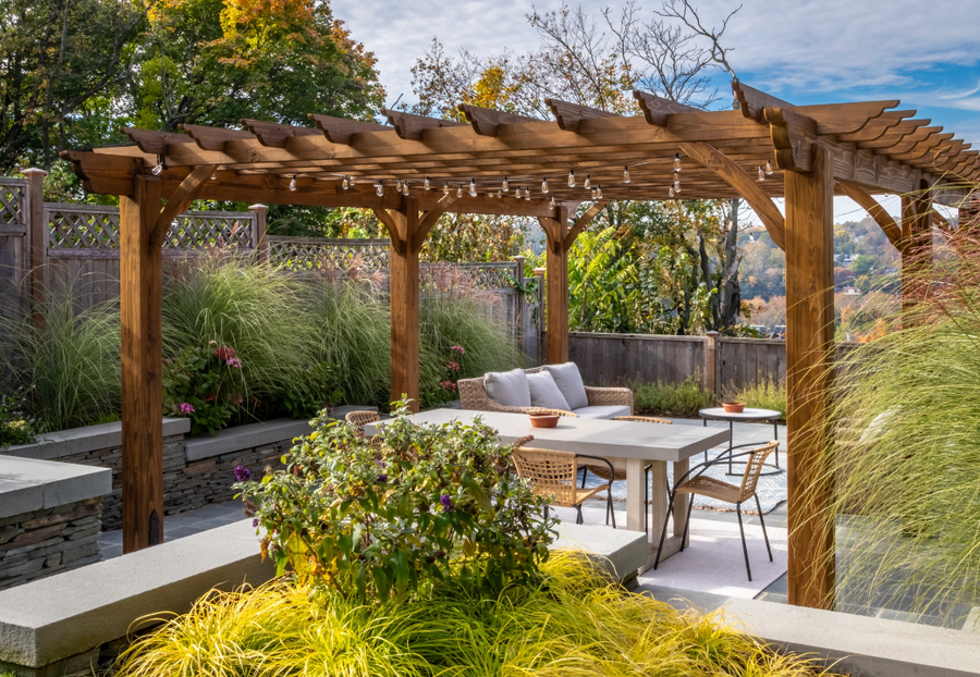 Pergola Builders in Sylvan Lake - Green Ladder Contractors, Red Deer and Central Alberta
