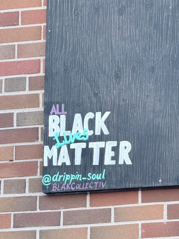 Untitled by Drippin Soul - Mural in Chinatown, Ontario