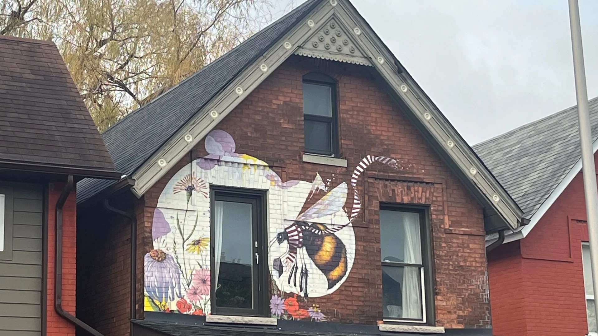 Untitled Submission by Unknown - Mural in Centretown, Ontario