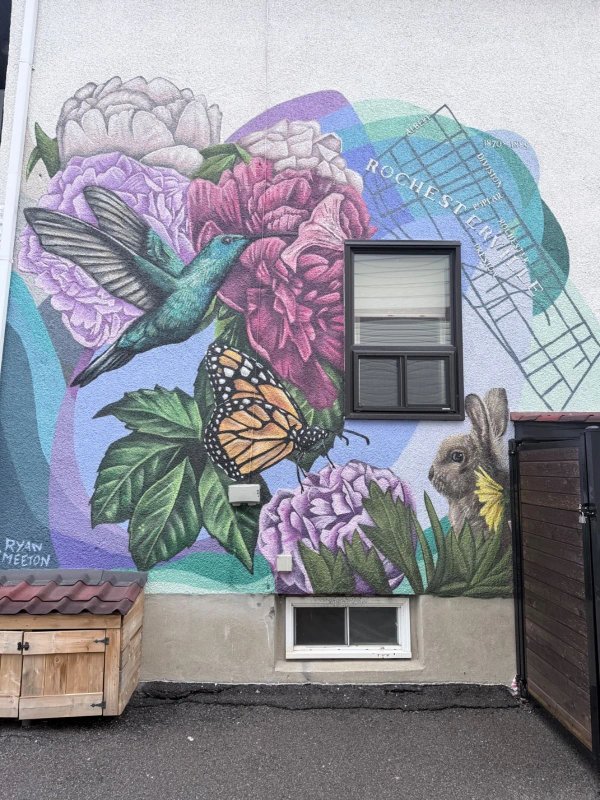 Mural artwork by Ryan Smeeton - Street art in Centretown West, Ottawa, Ontario
