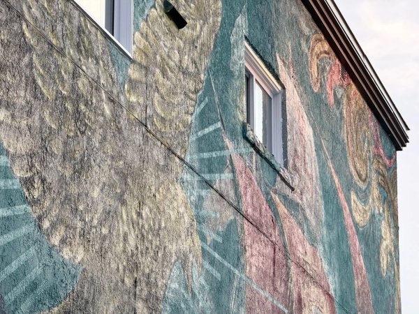 Mural artwork by Marin Mitrasinovic - Street art in Hull, Ottawa, Ontario