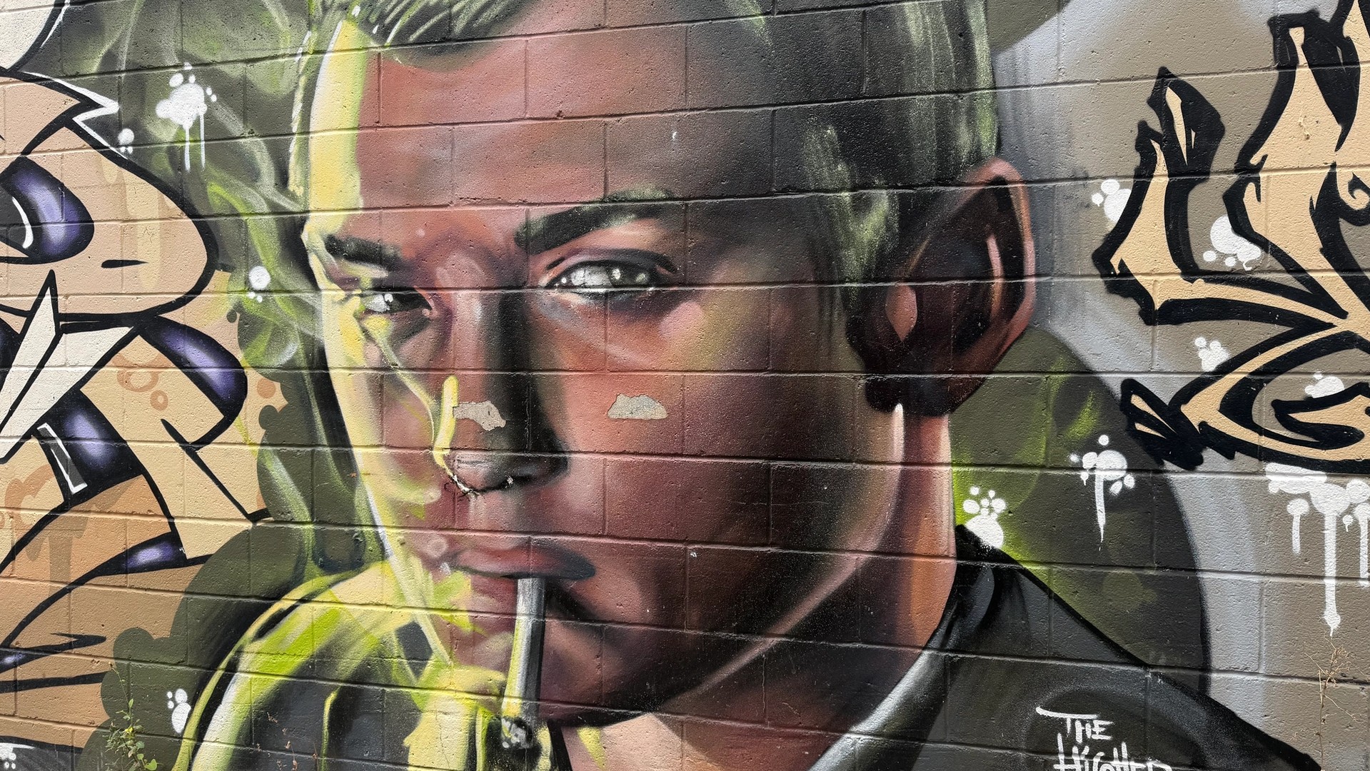 Inconnu mural in Centretown by Dan Metcalfe