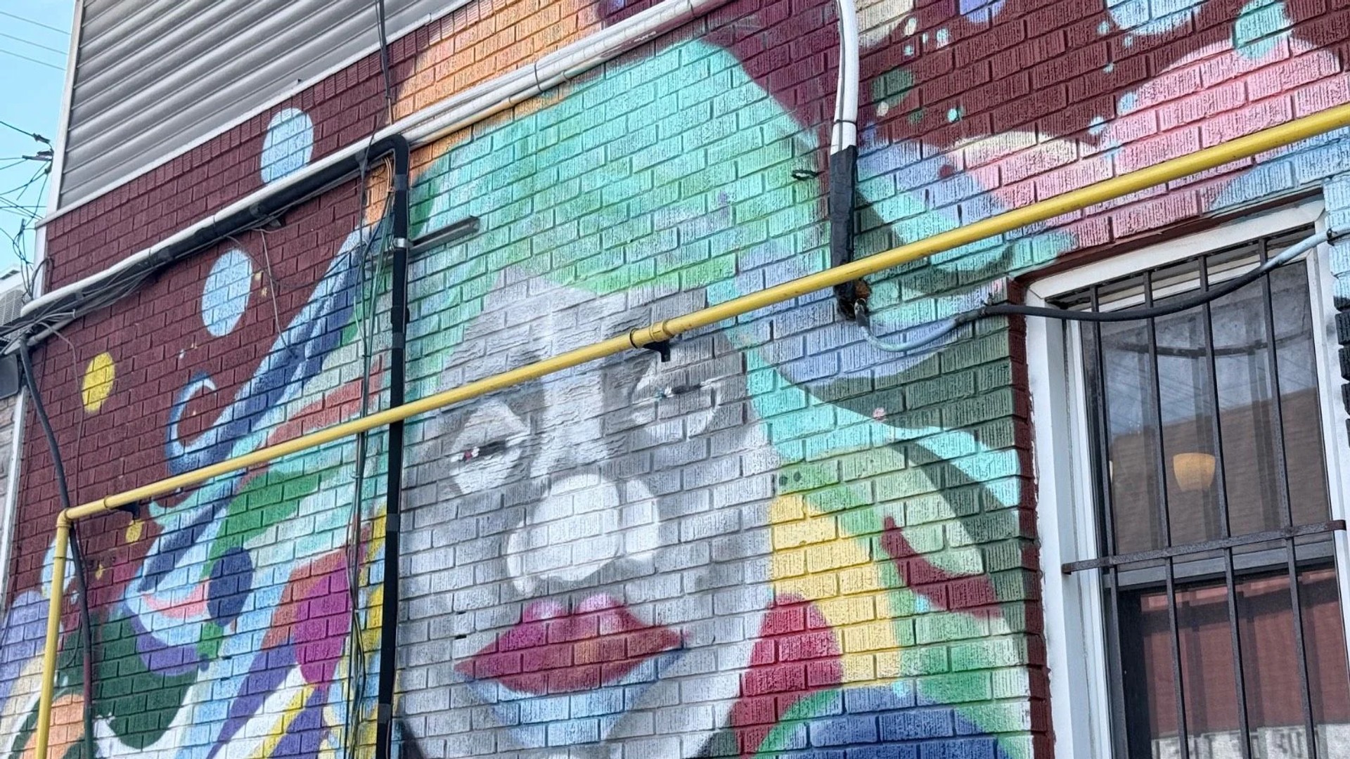 Les Visages de Vanier - Street art mural in Vanier, Ottawa, Ontario