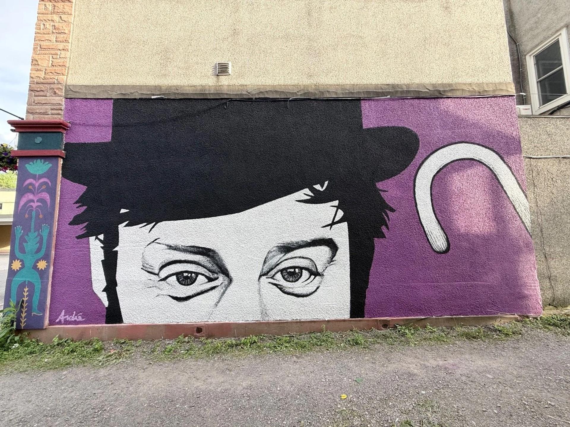 Public mural artwork in Hull, Ottawa - Street art scene