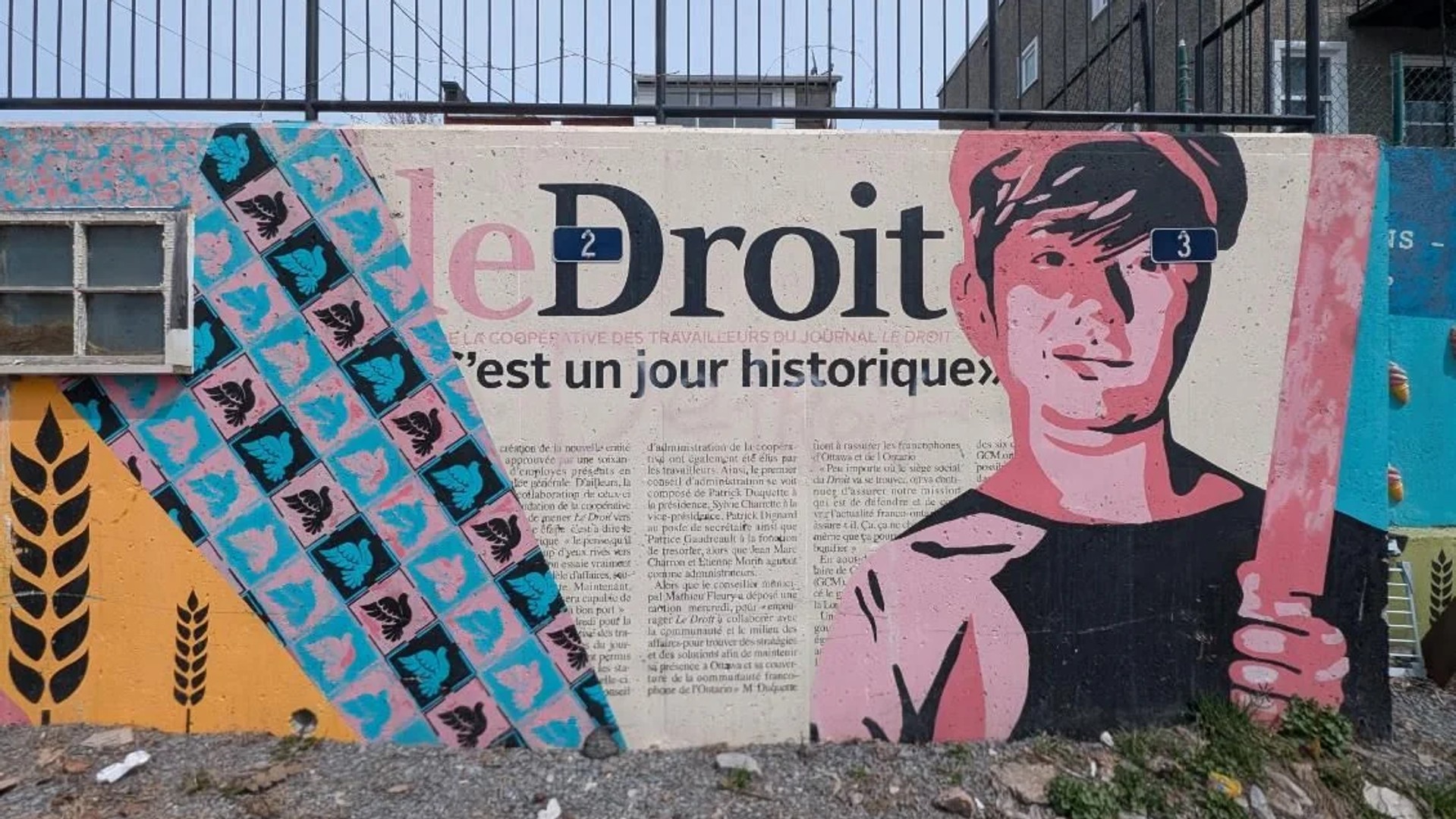 Parcelles de solidarité by COLLECTIF COCO-ALLUMETTES - Street art mural in Hull, Ottawa, Ontario