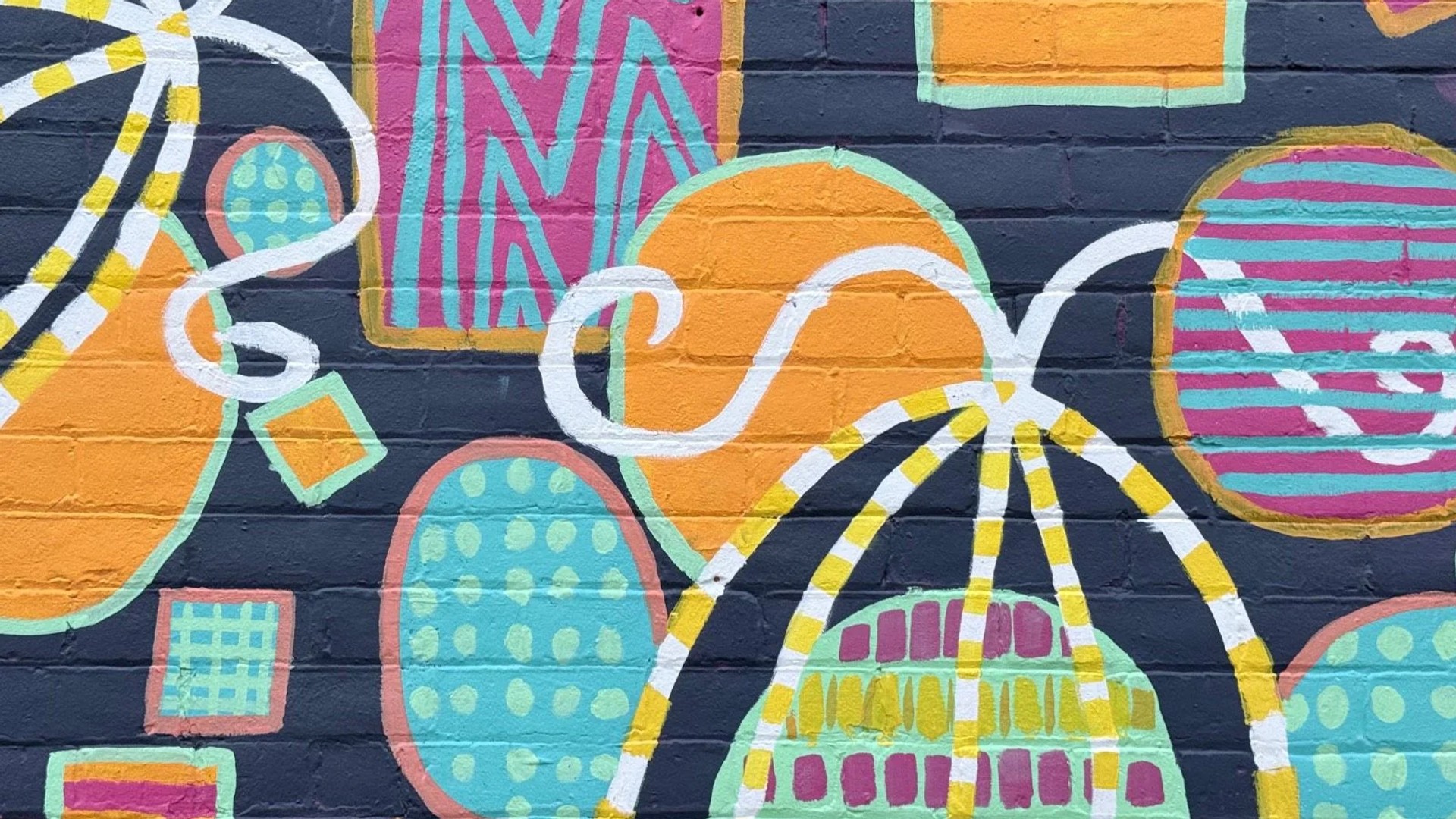 Street art mural in Centretown, Ottawa - Urban art photography