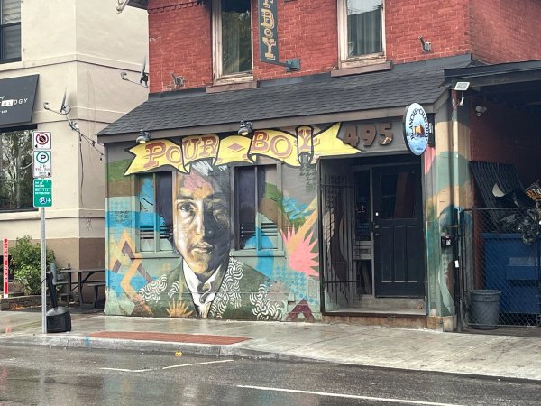 Bob Dylan Memorial Mural by Shaun McInnis - Mural in Centretown, Ottawa