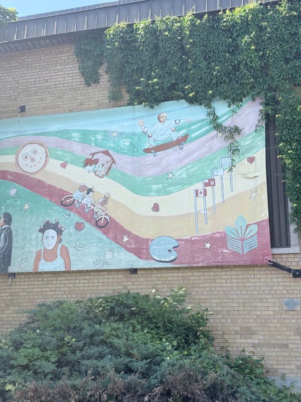 Ottawa mural in Vanier - Street art and urban culture