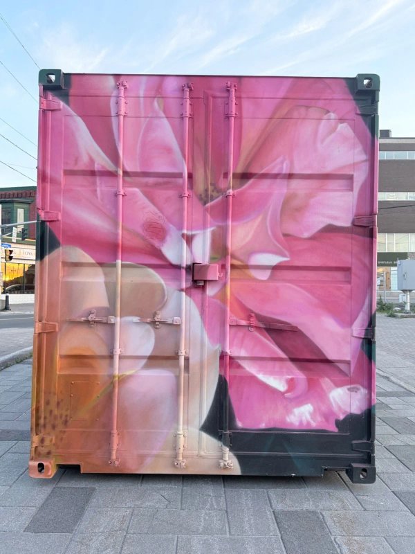 Mural artwork by Martin Freundorfer - Street art in Hintonburg, Ottawa, Ontario