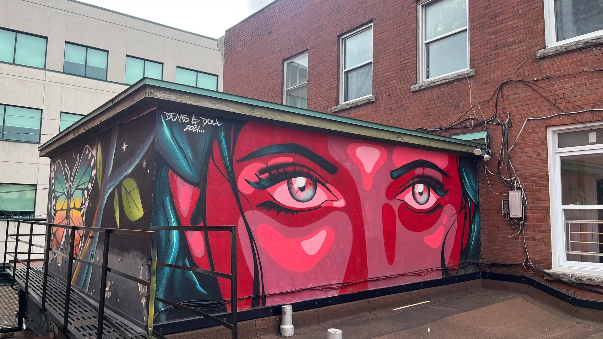 Inconnu mural in Centretown by Dems & Doll
