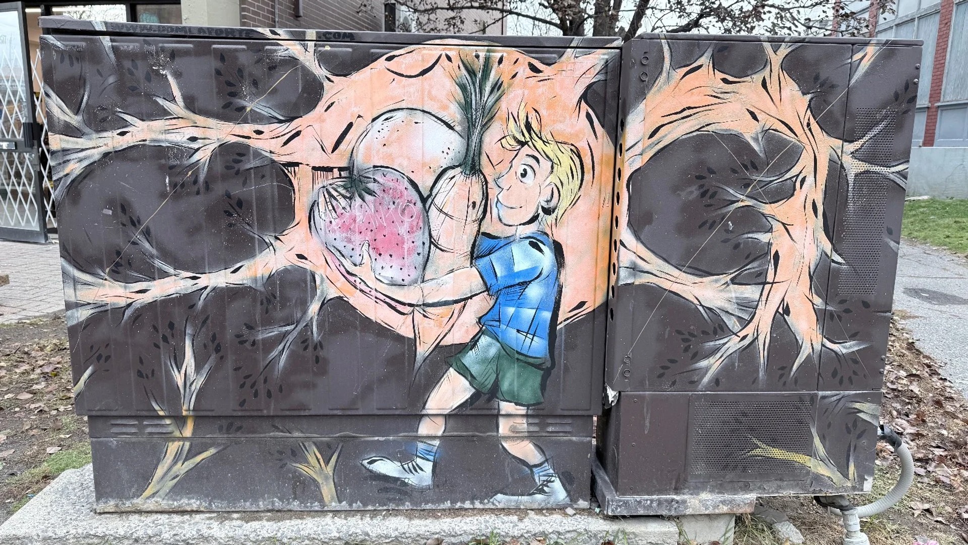 Untitled by Unknown - Mural in Hintonburg, Ontario