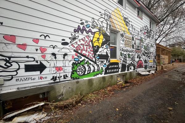 Robert Lariviere (Falldown)